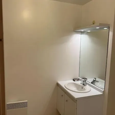 A 2 Pas Du Metro Appartement