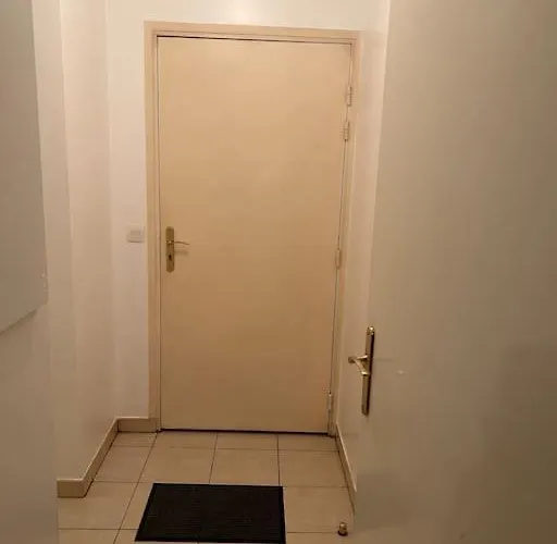 דירה A 2 Pas Du Metro *